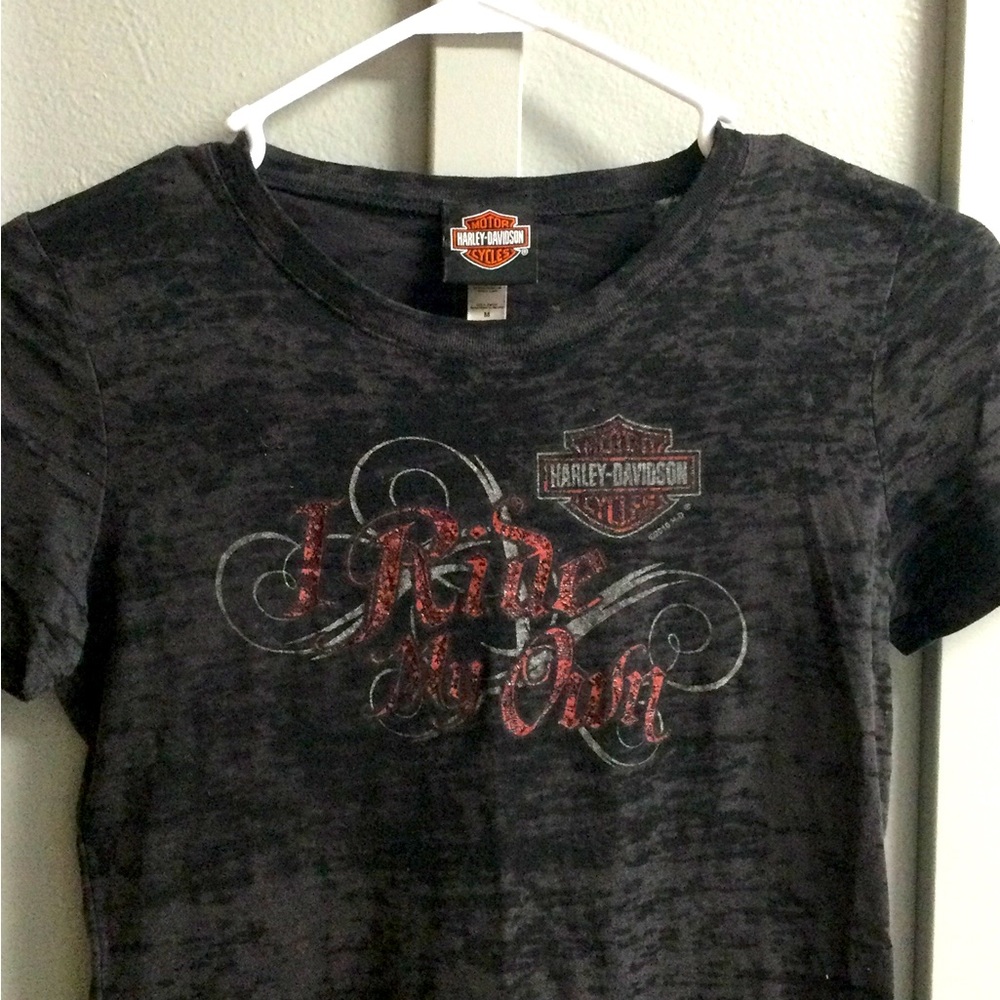 Harley Davidson size M black and grey “I ride my own” T-shirt
